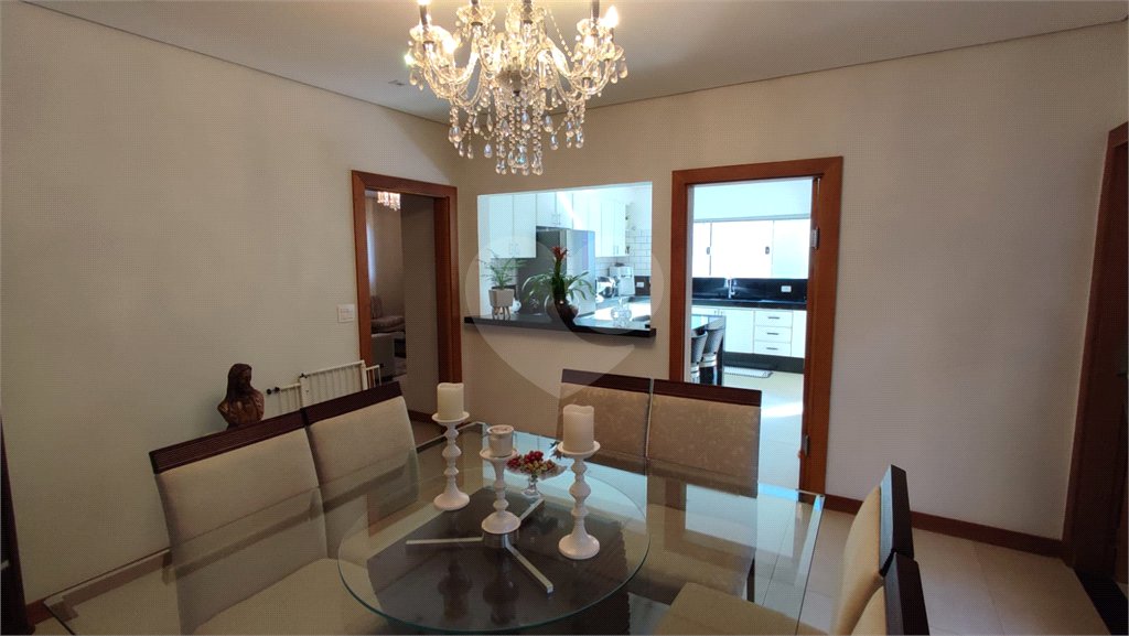 Casa com 3 dormitórios à venda no bairro Jardim Cardinalli, em São Carlos/SP
