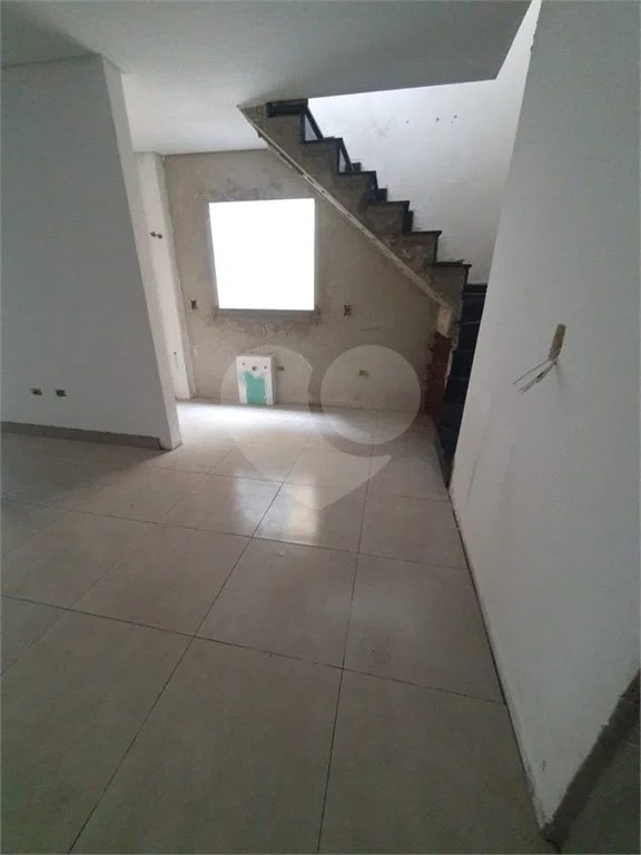 Cobertura com 100m² , 2 dormitórios , sendo 1 suíte , 1 vaga , à venda no bairro Campestre em Santo André.
