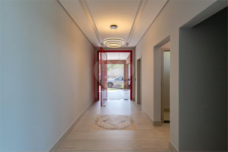 Casa à venda com 4 suítes no condomínio Vale da Santa Fé, Vinhedo - SP