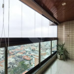 Encante-se com esta sofisticada cobertura no Jardim do Mar! São 4 suítes, piscina privativa, espaço gourmet e 5 vagas. Agende sua visita e surpreenda-se!