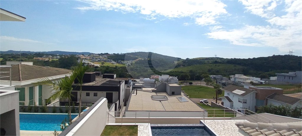 Casa à venda com 3 suítes em Santa Isabel, Louveira, SP
