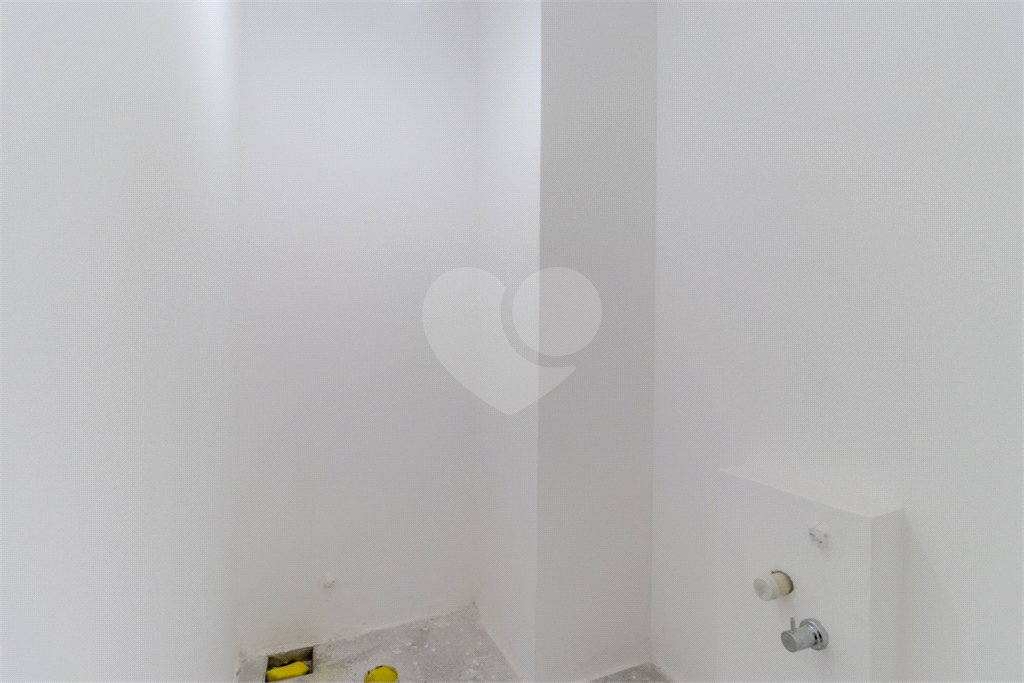 Apartamento à venda com 3 suítes em Campo Belo, São Paulo, SP