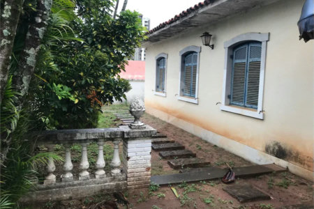 CASA À VENDA COLOCADA COM A SANTA CASA