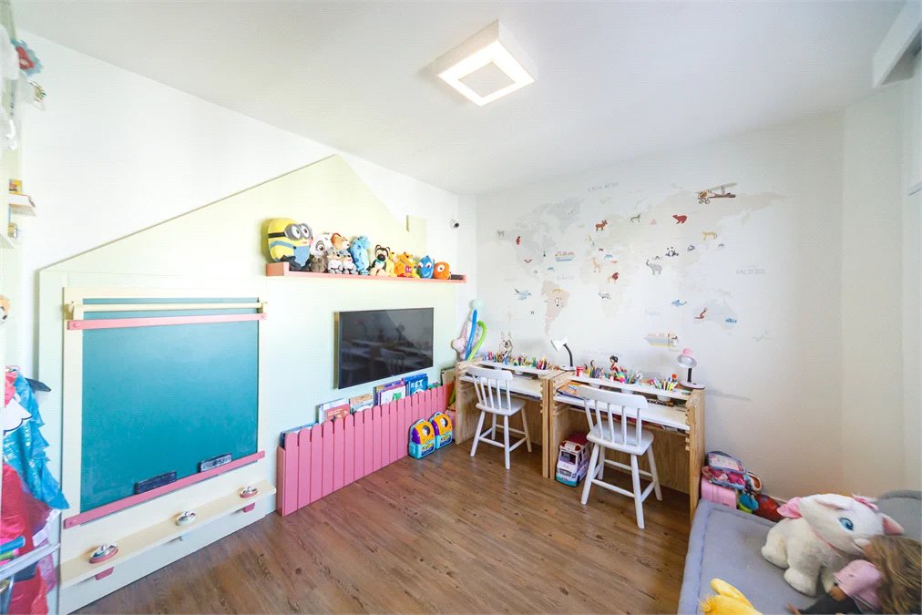 Apartamento de 149,51m2, 3 dormitórios, 1 suíte, toalete social, living 2 ambientes, 2 vagas fixas e lazer completo em Higienópolis.