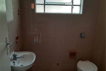 Sobrado à venda com 3 quartos em Vila Universitária, São Paulo - SP
