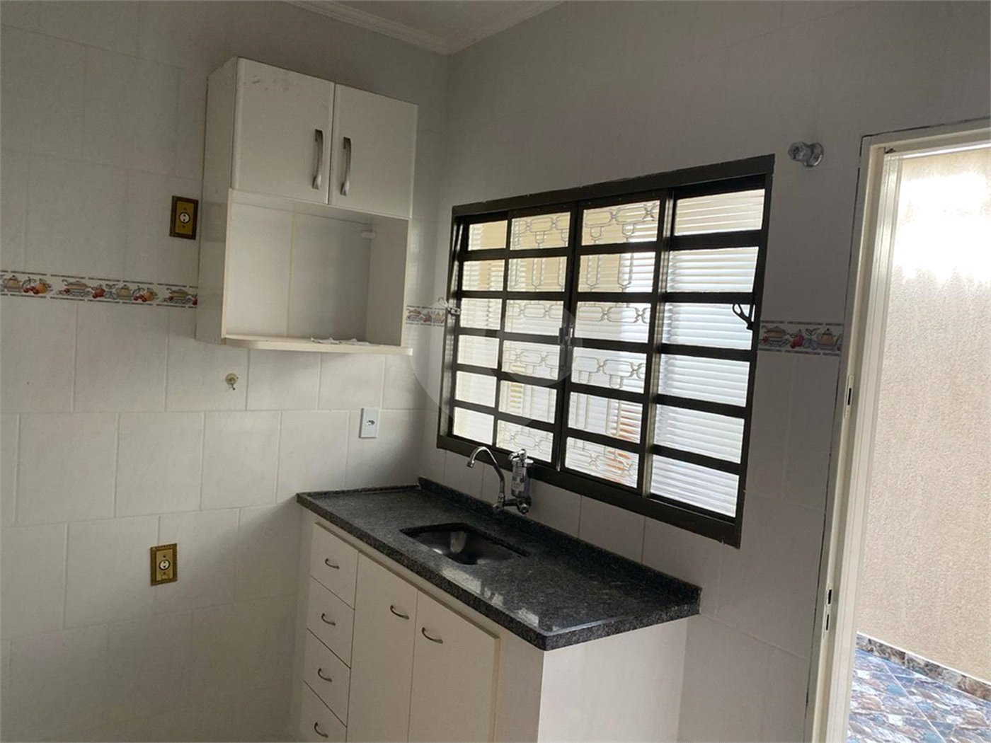 Casa térrea para venda no Planalto paraíso