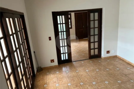 Casa com 5 dorms à venda no Jardim Alvorada