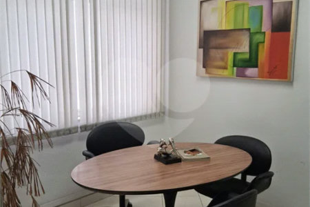 Sala comercial no centro de São Paulo