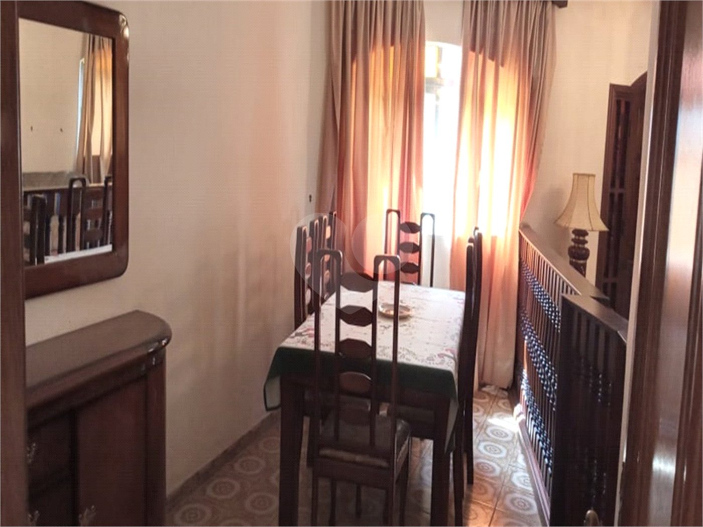 Bonita casa assobradada,no Bairro das Palmas do Tremembé, terreno com 14 X 50 e 350 área construída