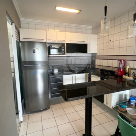 Apartamento no Edifício Residencial Torres di Italia.