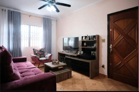 Casa na Rua Maria Angélica Franci