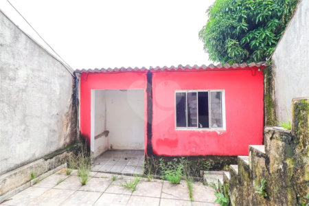Casa com 100m², 3 dormitórios, 2 vagas, à venda em Itaquera