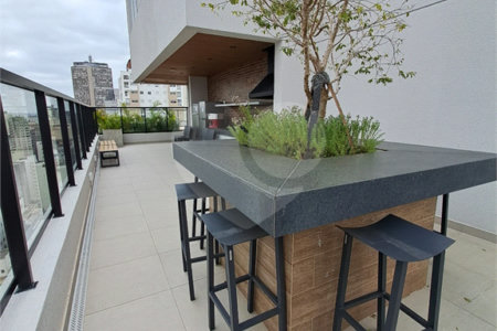 Apartamento no Centro com lazer completo.