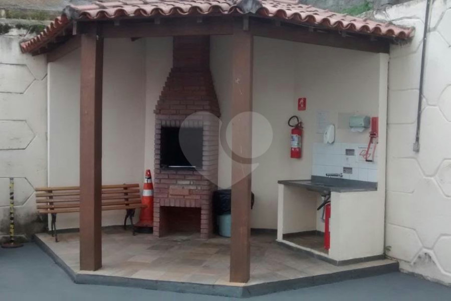 Cobertura de 3 dormitórios,1 suíte,,quintal ótima localização