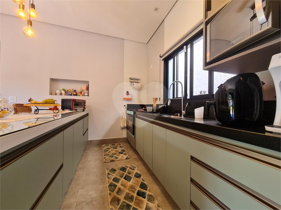 Casa com 4 dormitórios à venda, 214 m² por R$ 1.890.000 - Parque Arco Iris - Atibaia/SP