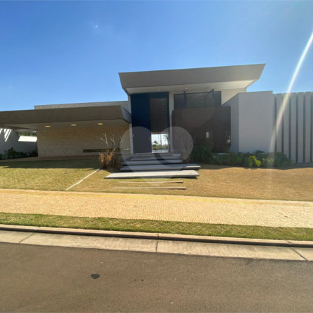 Mansão de alto luxo no Condomínio Damha Golf São Carlos