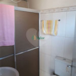 Ampla casa no condomÍnio Parque Fehr, contendo: