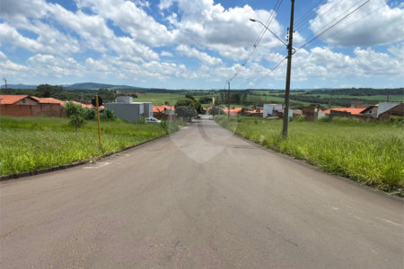 Terreno à Venda no Residencial Bosque dos Tamanduás – Descalvado/SP