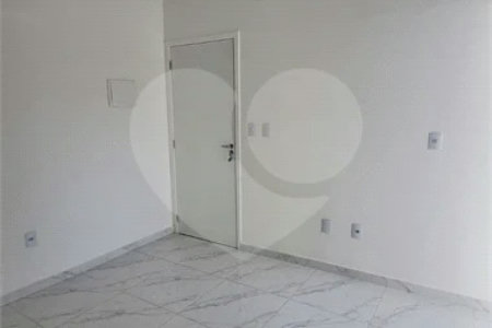 RESIDENCIAL TORRES NOBRES Apartamento com ótima distribuição e praticidade: 2 quartos 1 banheiro 1Sala Cozinha Área de serviço 1 vaga de garagem RESIDENCIAL TORRES NOBES