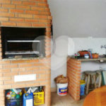 Excelente sobrado à venda em Moema Pássaros c/222 m², 3 suítes e 3 Vagas na garagem
