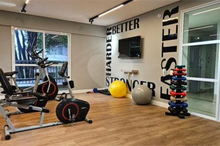Apartamento Mobiliado a Venda no Campo Belo