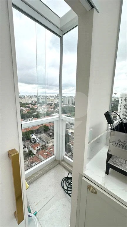 Apartamento de 140 m², 2 dormitórios sendo uma suìte, 3 vagas - Campo Belo/SP.