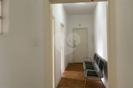 Apartamento 2 dormitorios, sala, cozinha sem vaga ,no bairro Republica