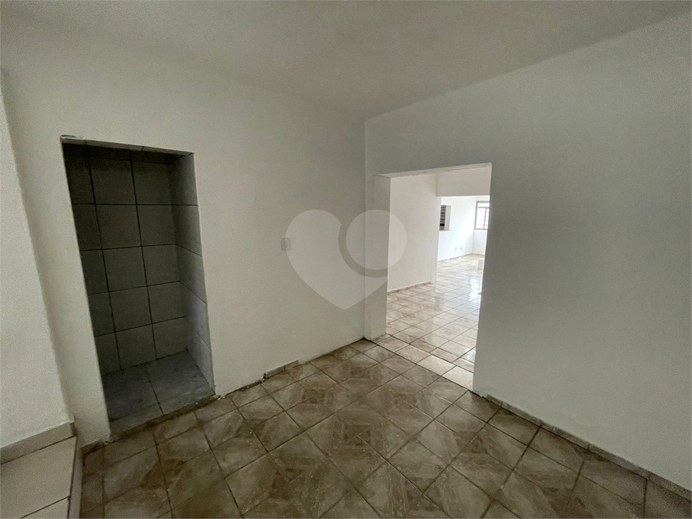 Casa comercio dispondo para venda ou locação no Centro,
