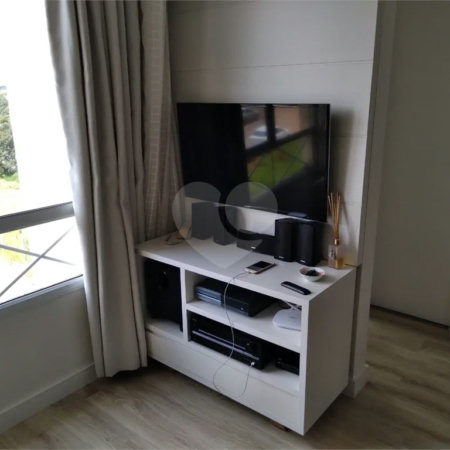 Apartamento à venda com 2 quartos no condomínio Pitangueiras, Hortolândia - SP