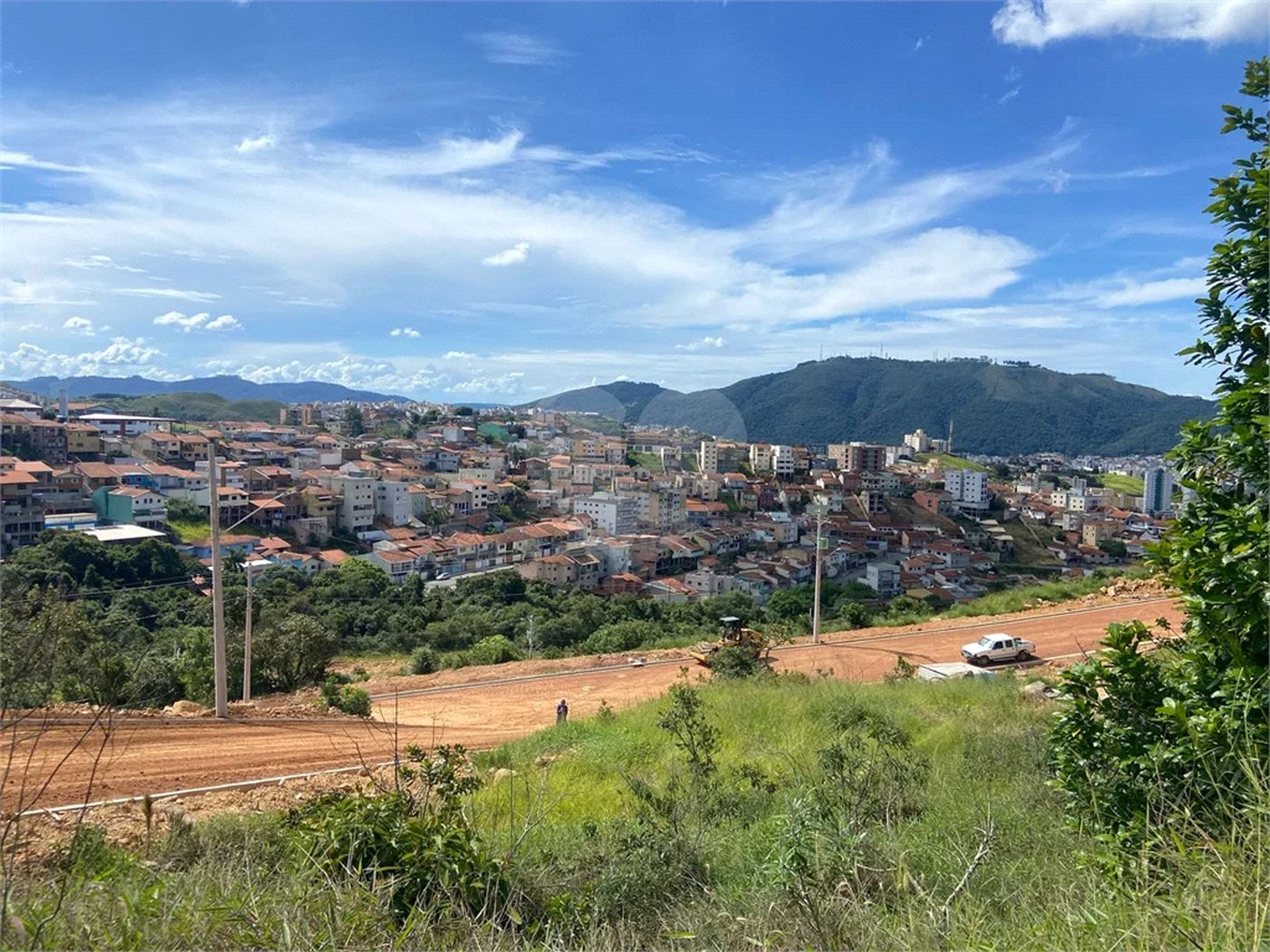 Terreno à venda em Jardim Bandeirantes, Poços de Caldas - MG