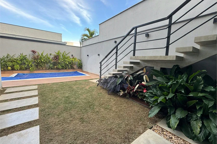 Casa à venda com 3 quartos, sendo 1 suíte,  no condomínio Parque Residencial Damha 2, Piracicaba - SP