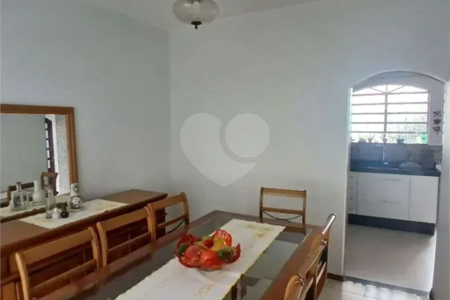 Casa Térrea com 3 Quartos à venda, 220m² - Jardim Líbano