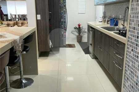 Apartamento com 125m², 3 quartos (suítes) e 3 vagas de garagem à venda no bairro Jd. São Caetano em São Caetano do Sul