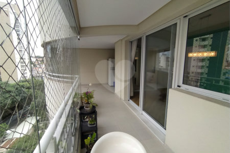 Apartamento de 145m2 com varanda gourmet 3 dormitórios e 2 vagas à venda na Chácara Klabin