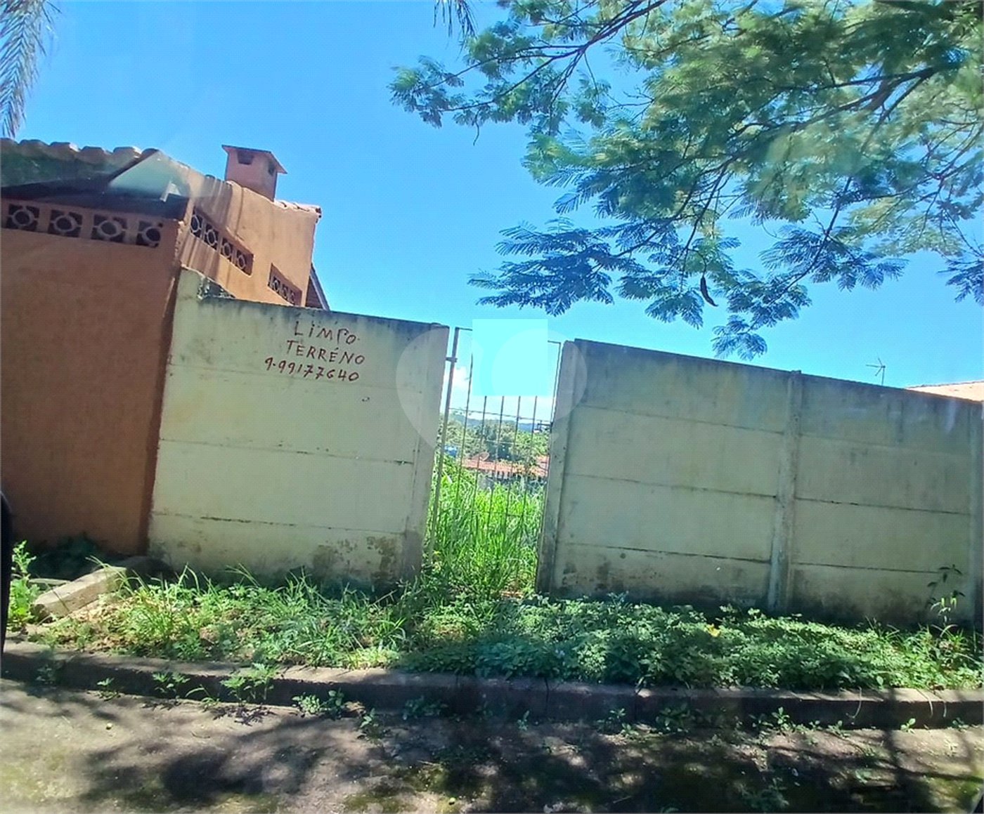 Terreno com 480m² à venda no Jardim dos Pinheiros