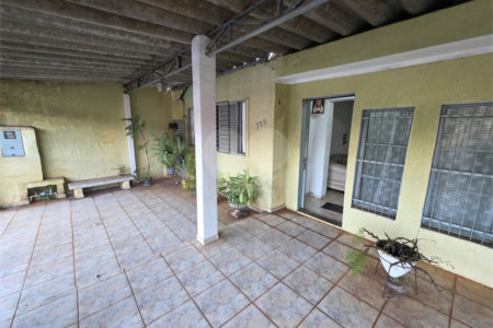 Casa para reforma terreno de 300 m²