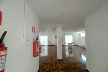 Apartamento no Cambuci - 2 quartos - varanda - 2 vagas