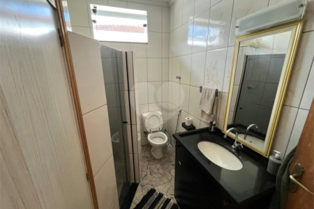 Casa a venda com 2 dormitórios na Vila São José