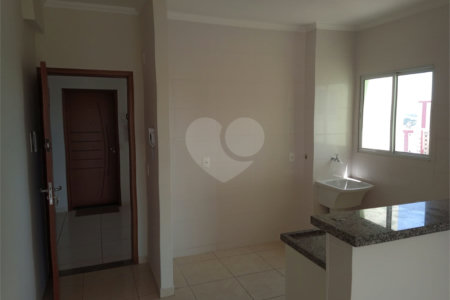 Apartamento com 2 dormitórios.