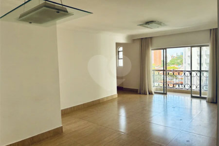 Apartamento de 130m2 à venda com 3 dormitórios e 2 vagas no Campo Belo