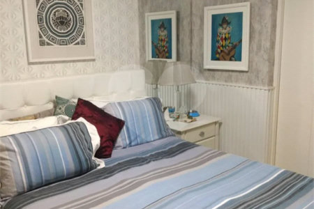 Linda Casa Sobrado a venda no Alto da Mooca com excelente acabamento, semi mobiliada com 2 suítes