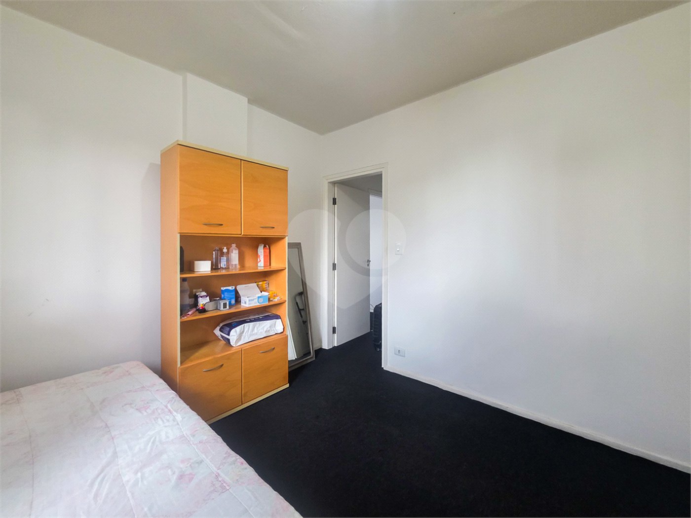 Apartamento - Sumaré - 2 Quartos / Dormitórios - 1 Vaga - Venda / Compra