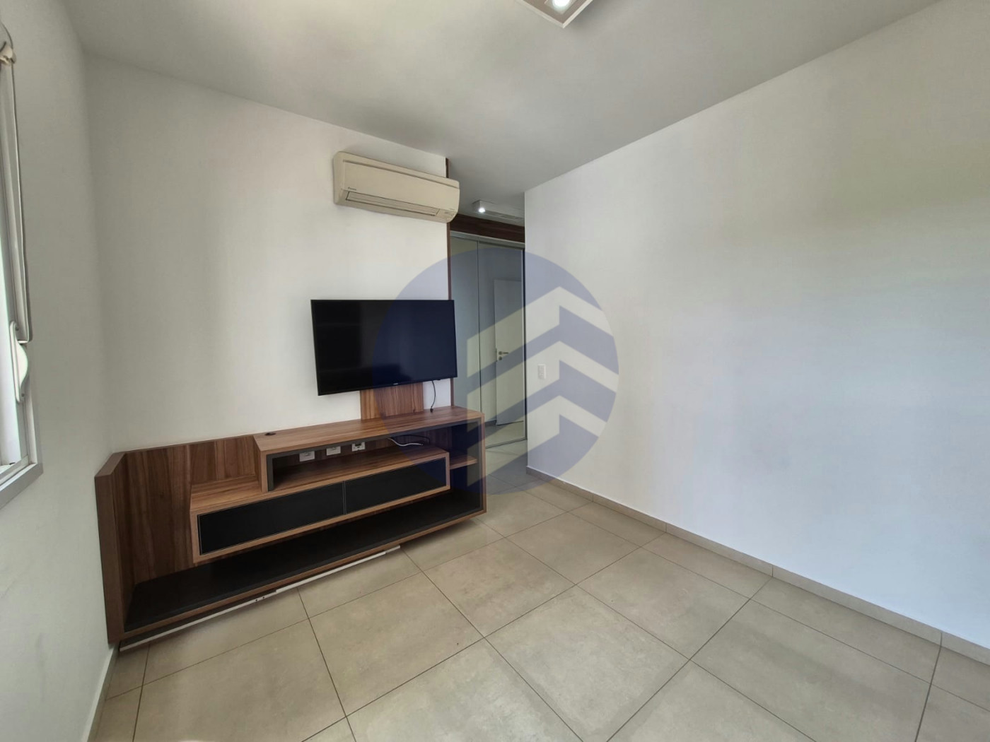 Apartamento à venda ou para alugar, 110m² com 2 quartos, sendo 1 suíte, escritório e  vagas Condomínio Paulistano, São Paulo - SP