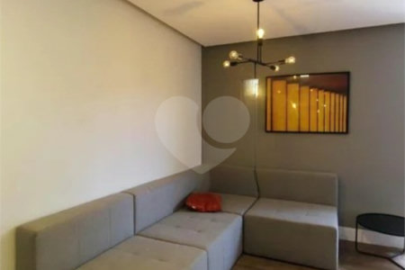 Apartamento na Região do Brás à 8 Minutos do Metrô com 2 Dormitórios e Lazer no Condomínio