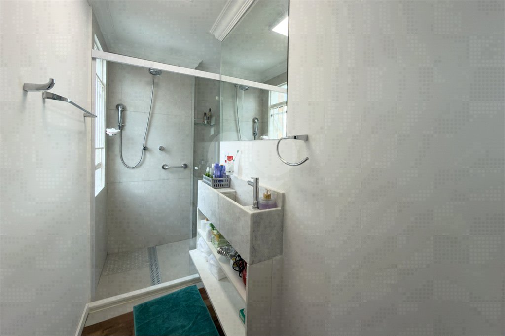 Apartamento com 205 metros no Campo Belo