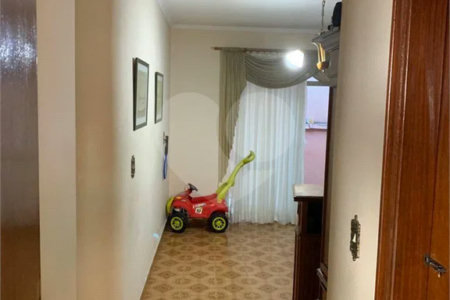 Casa à venda em São Caetano do Sul, 3 quartos (1 suíte), 5 garagens