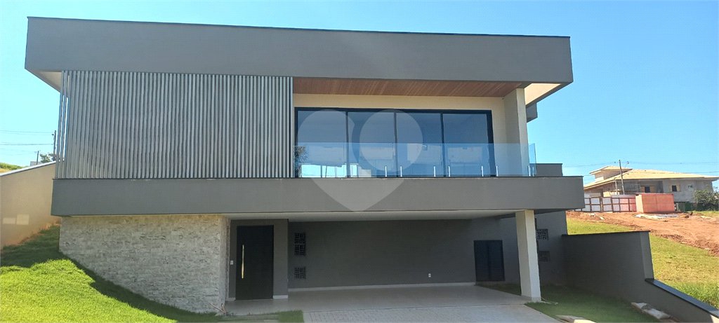 Casa Tipo Sobrado no Condomínio Santa Isabel - Louveira/SP
