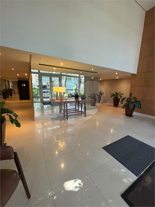 Excelente Apartamento com 02 Suítes e Lazer completo. Venha fazer uma visita.
