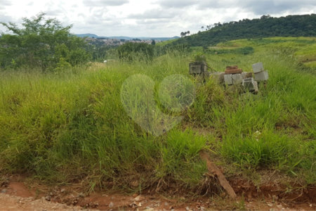 Terreno com Vista Privilegiada de 1.000m²