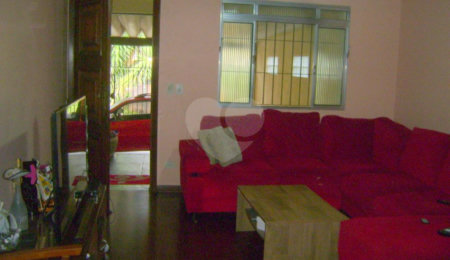 Casa à venda com 3 quartos, sendo 1 suíte,  em Jardim Colombo, São Paulo, SP